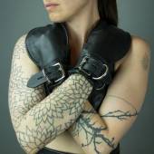Ttbl Bondage Mitts 007